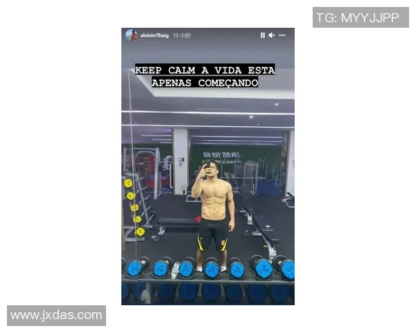 揭秘ins上足球球星的日常生活动态分享与精彩瞬间